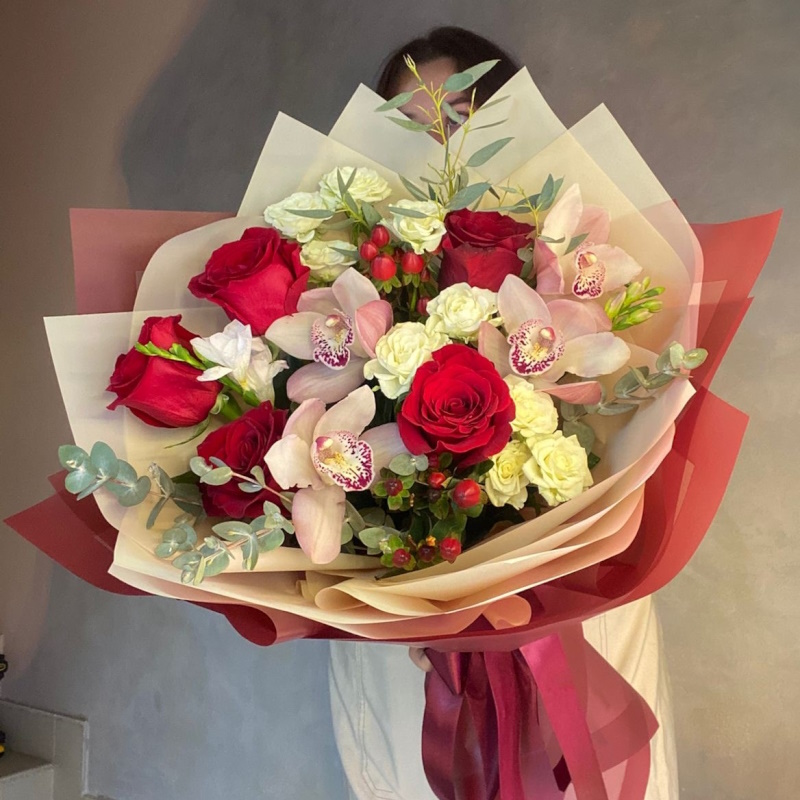 В-67 букет: "Яркая красотка