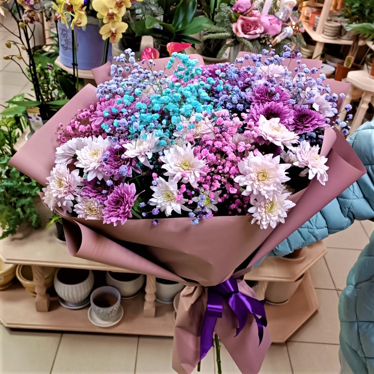 Г-77 Букет из гипсофилы с хризантемой