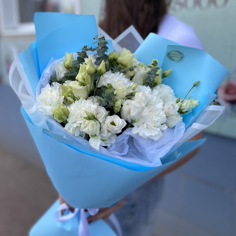 Д-48 Букет из диантусов, эустомы и эвкалитта