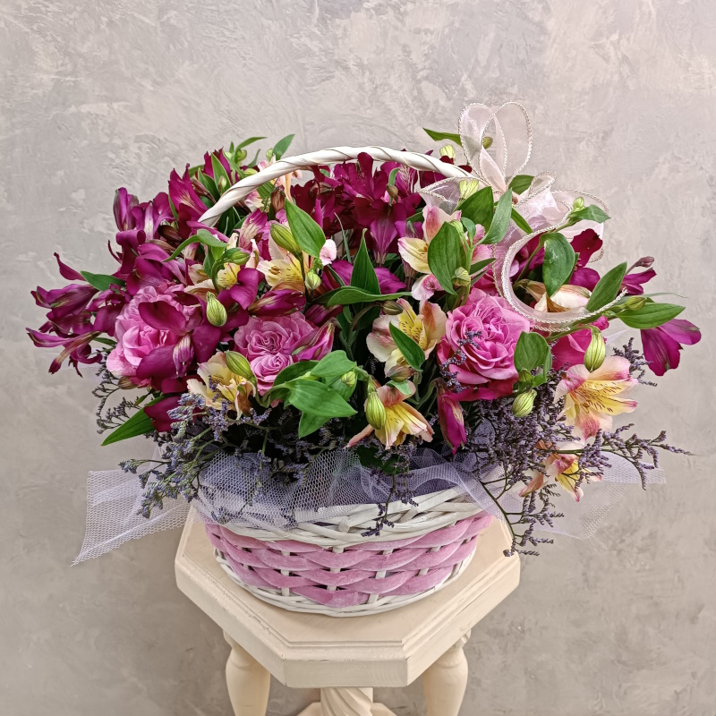 Кр - 67 Корзинка с цветами