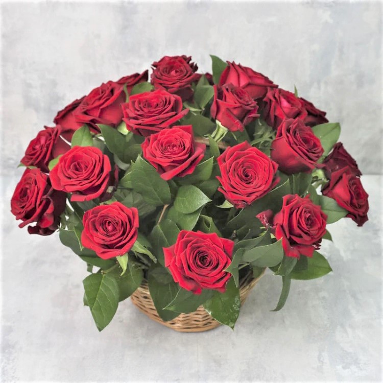 Кр -77 Корзина с розами