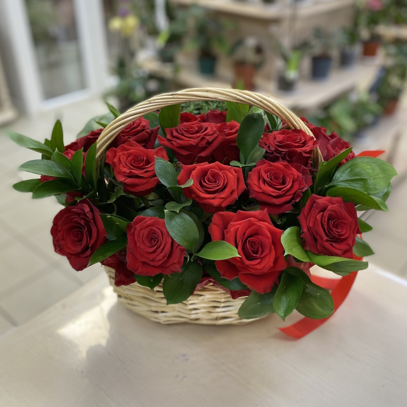Кр-90 Корзина с розами