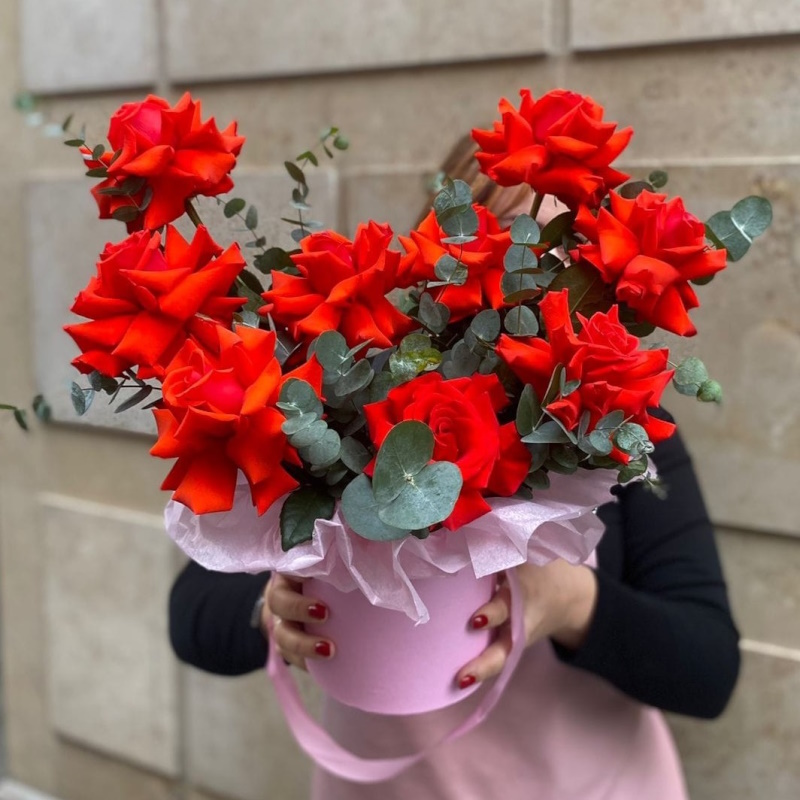 К-57 Коробочка с розами и эвкалиптом