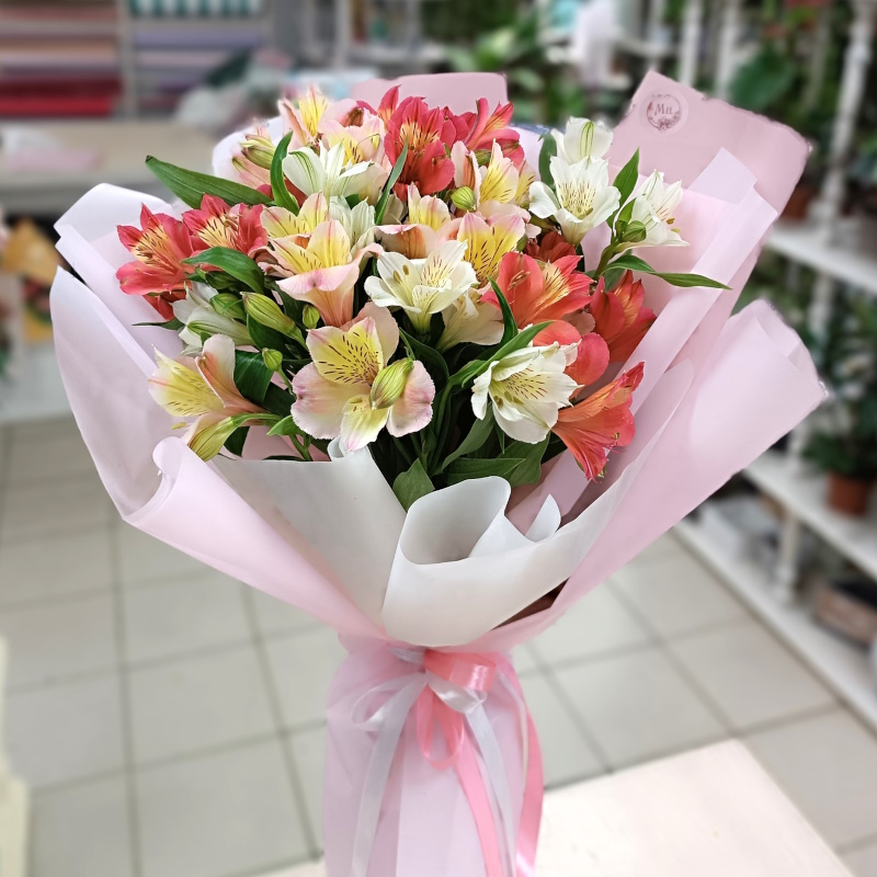 Л-27 Букет из 9 альстромерий