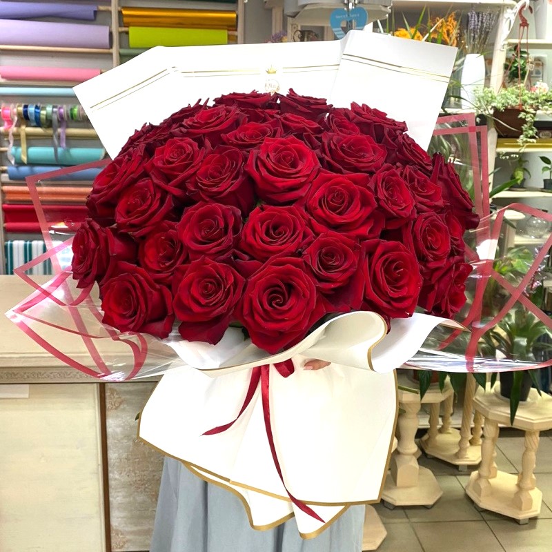 Р-106а Букет из 35 роз 60см.