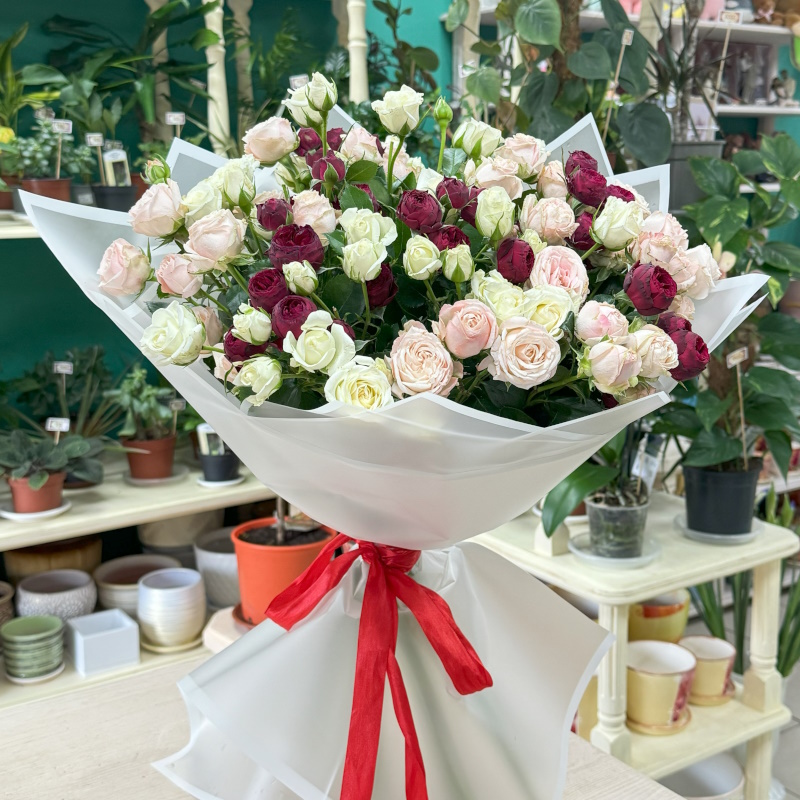 Р-130 Букет из 25 кустовых роз