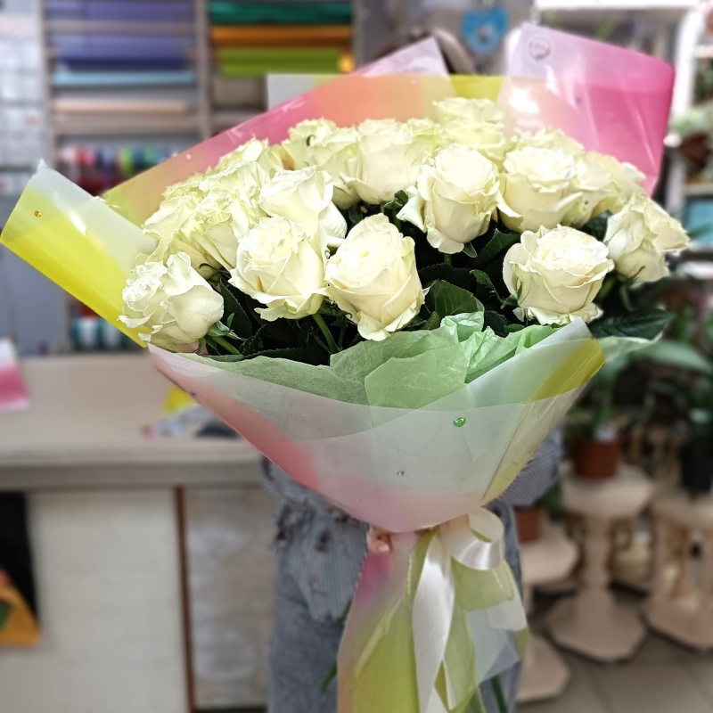 Р-90а Букет из 25 роз 70см.